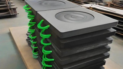 “脚下稳基”破局复杂场地 聚乙烯支腿垫板赋能工程高效作业