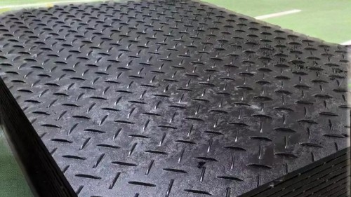 从临时便道到核心层高标准路基板正悄然提升基础设施建设质量