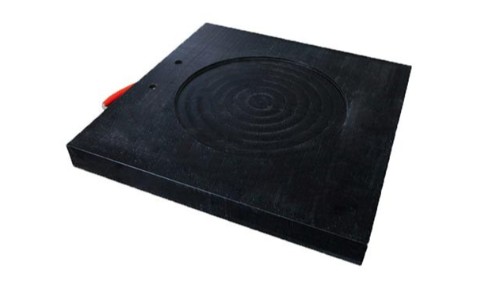 避免地基沉降与设备倾斜，工程用聚乙烯支腿垫板成行业刚需